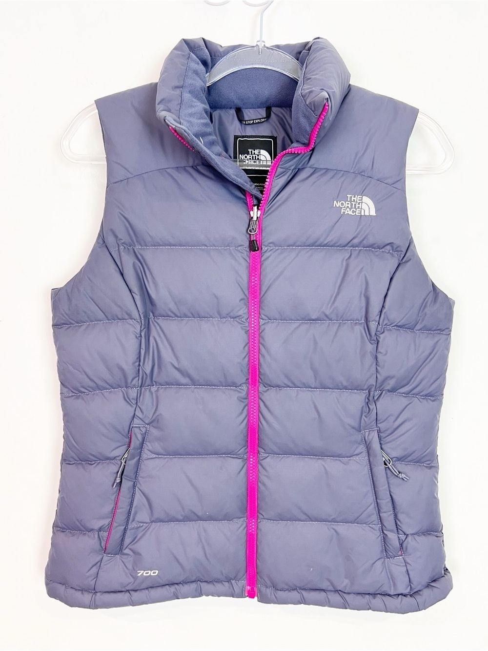 THE NORTH FACE NUPTSE 700 GRAY WITH PINK SLEEVELESS DOWN PUFFER VEST SZ SMALL